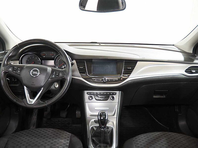 Opel Astra 1.4T Selective 125