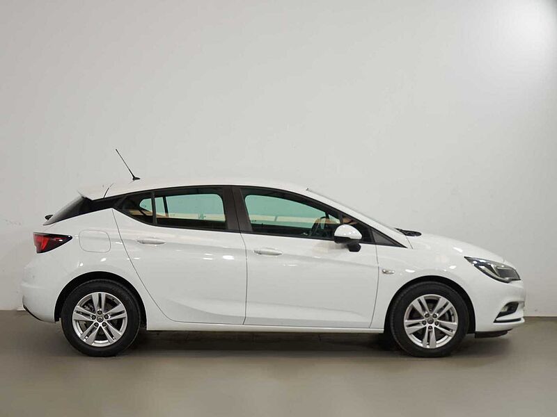 Opel Astra 1.4T Selective 125